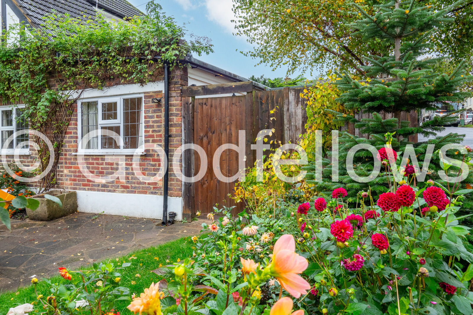 1 bedroom semi detached flat to rent, Available from 10/08/2024 27 Revell Road, Cheam, SM1, main image