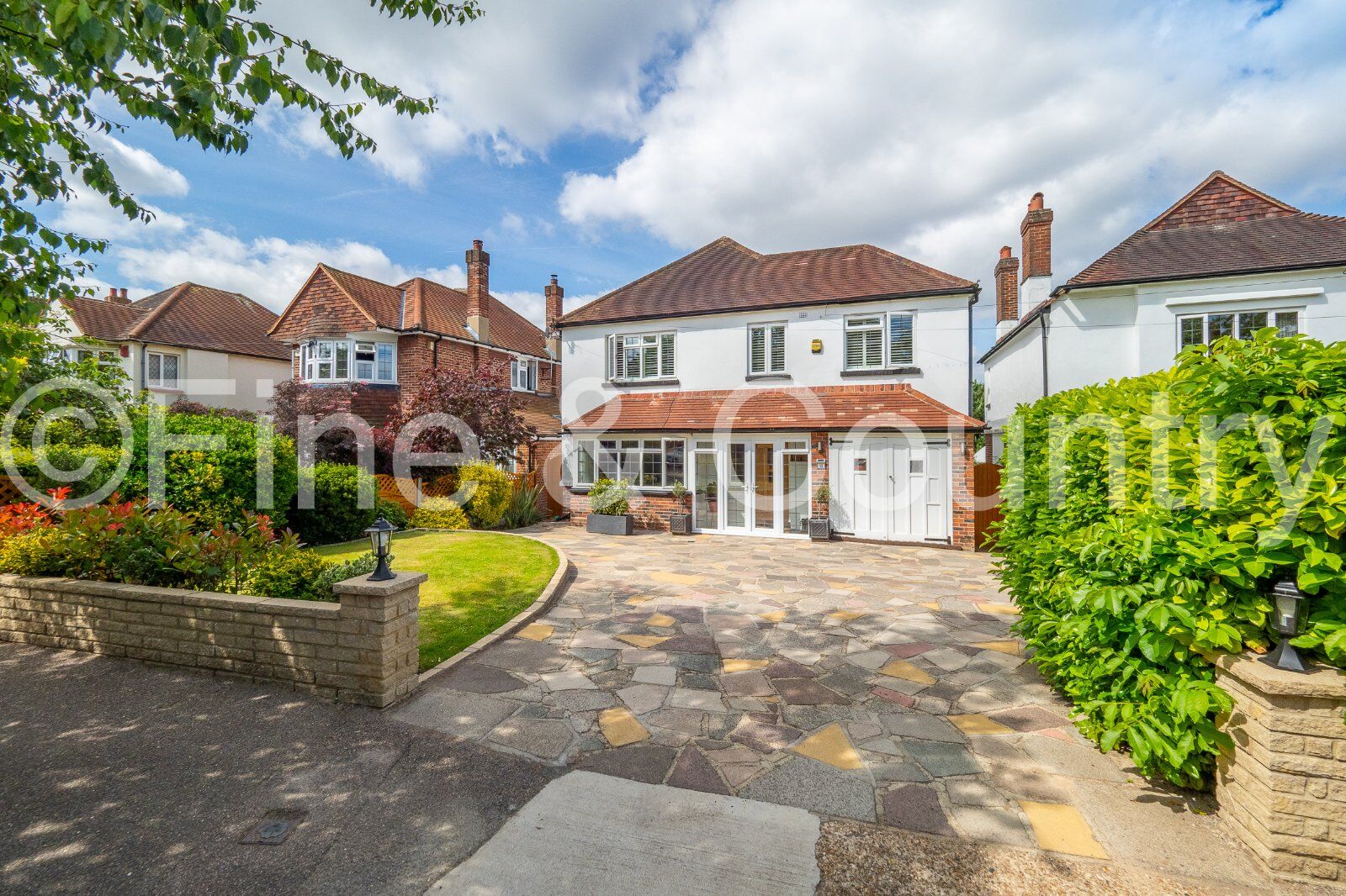 5 bedroom detached house to rent, Available from 09/09/2024 Harefield Avenue, Cheam, SM2, main image