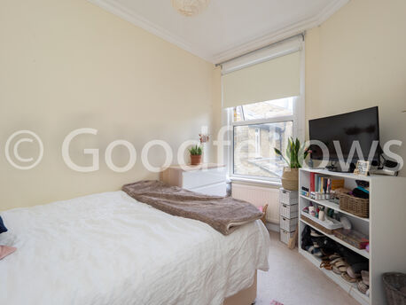 3 bedroom  flat to rent, Available part-furnished from 29/03/2025