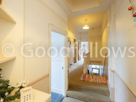 3 bedroom  flat to rent, Available part-furnished from 29/03/2025