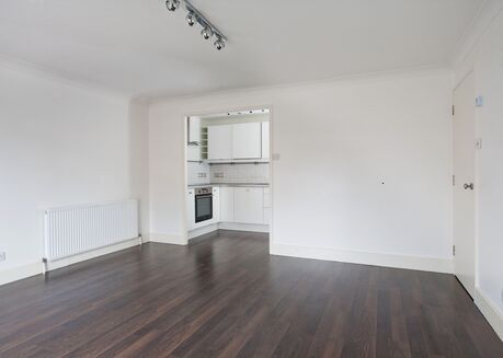 1 bedroom  flat to rent, Available now