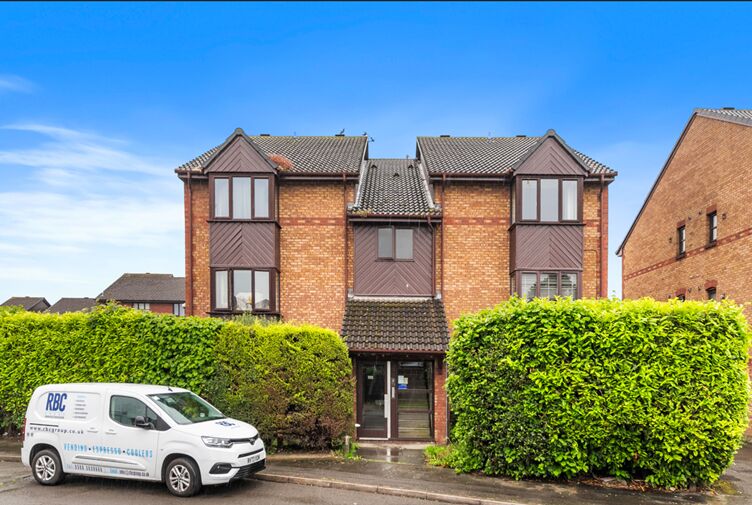 Flat for sale Gilpin Close, Mitcham, CR4, main image