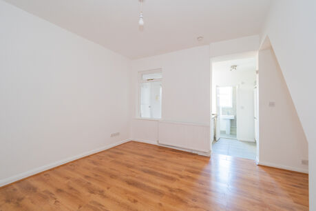 1 bedroom  flat to rent, Available unfurnished from 22/11/2024