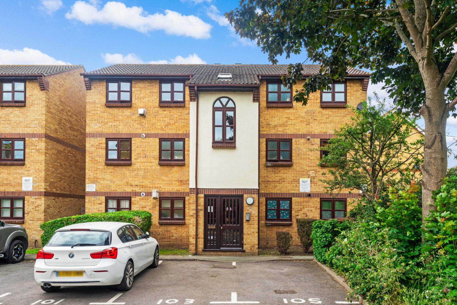 1 bedroom  flat for sale Lavender Avenue, Mitcham, CR4, main image