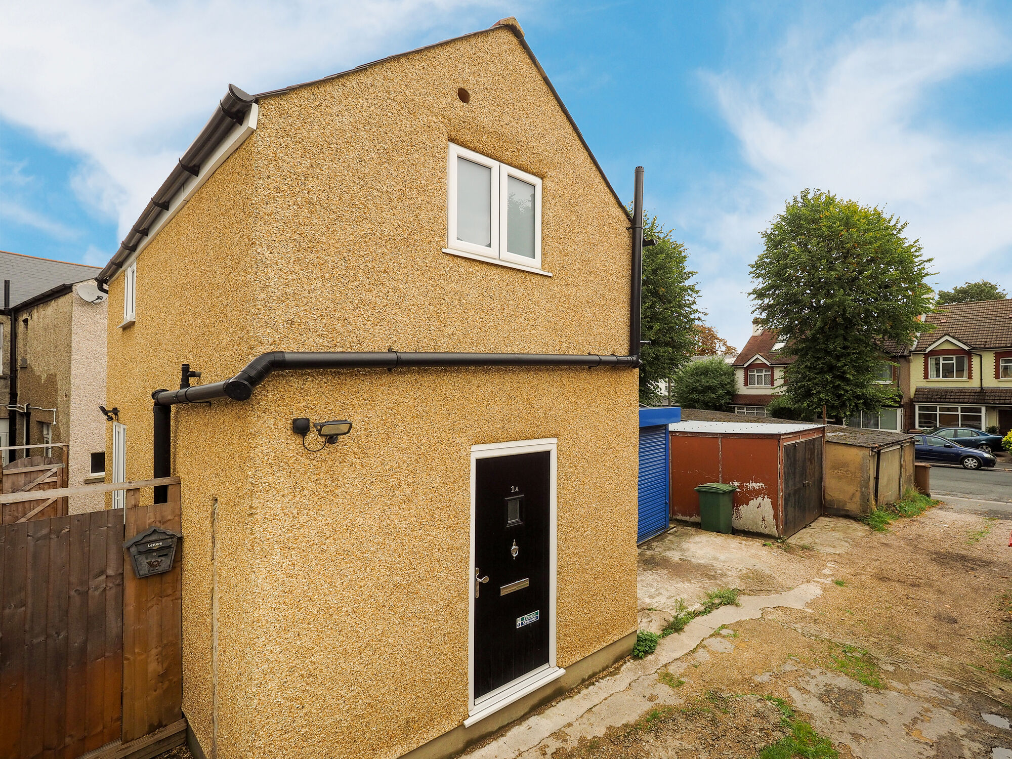 1 bedroom detached house to rent, Available from 30/07/2024 Stanley Road, Carshalton, SM5, main image