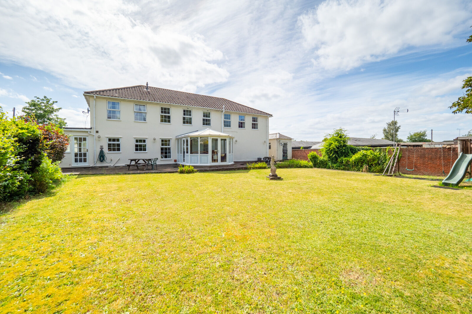 5 bedroom detached house for sale Banstead Road, Epsom, KT17, main image