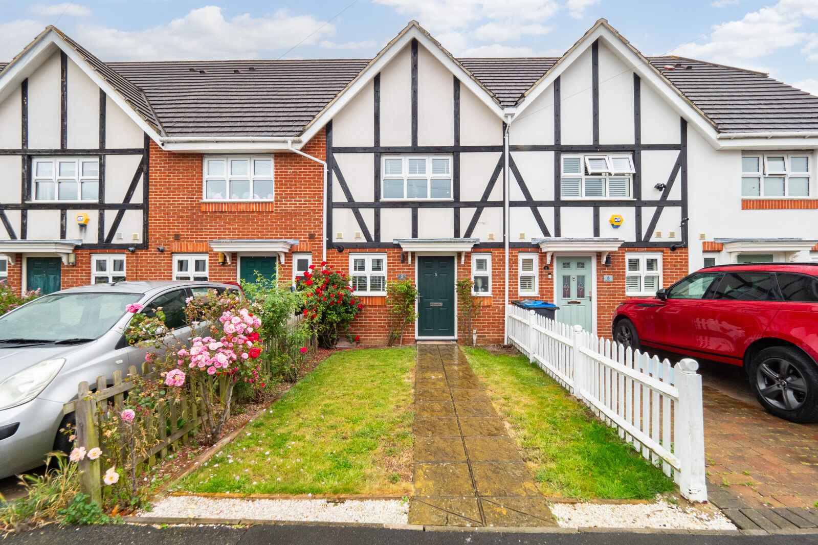 3 bedroom mid terraced house for sale Aragon Place, Morden, SM4, main image