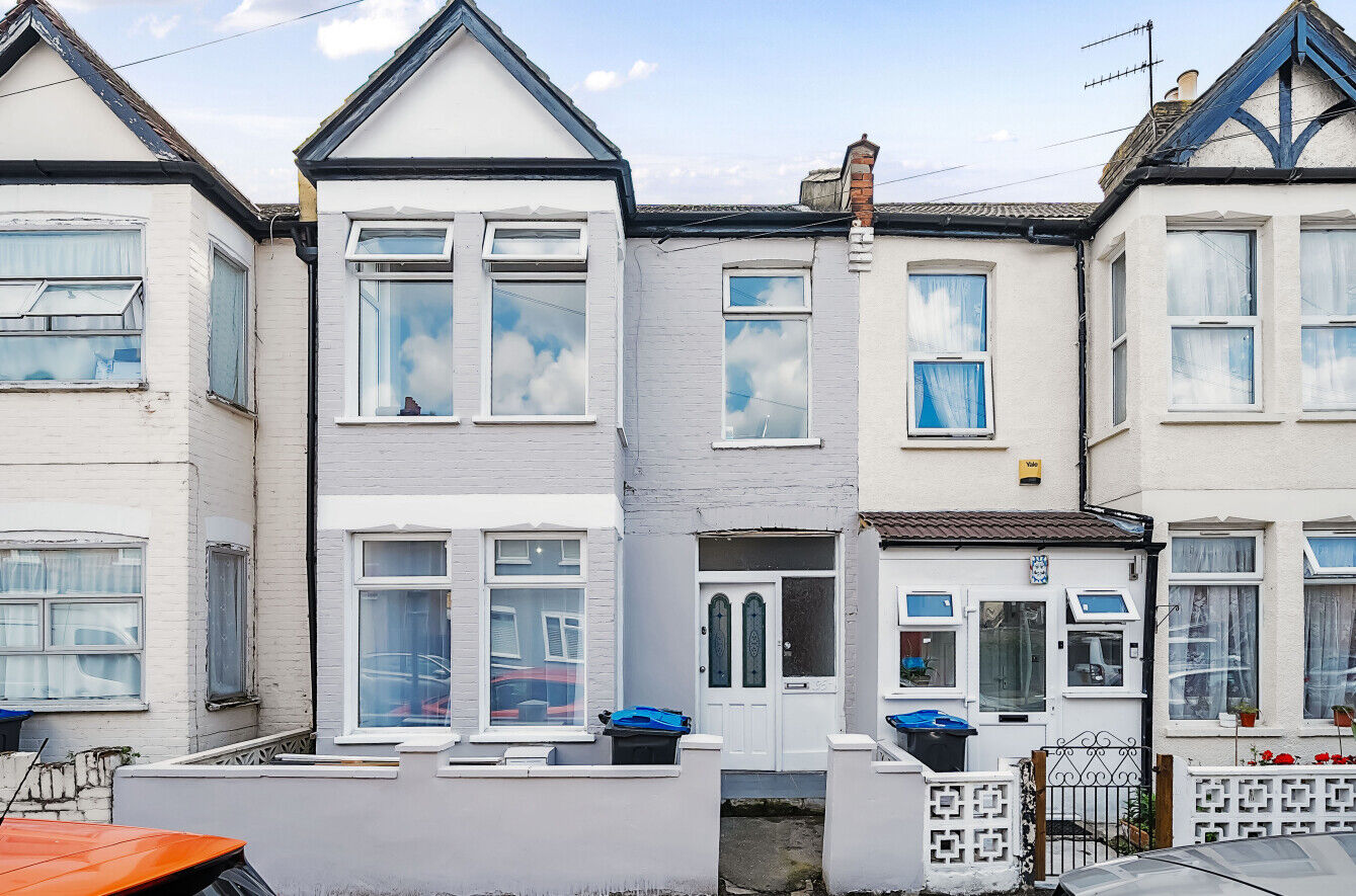 3 bedroom mid terraced house for sale Fernlea Road, Tooting Borders, CR4, main image