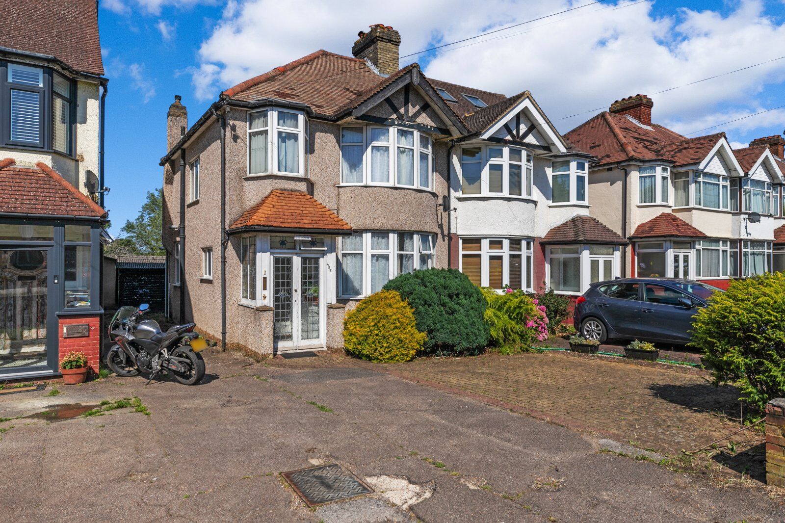 3 bedroom  house to rent, Available now Sutton Common Road, Sutton, SM3, main image