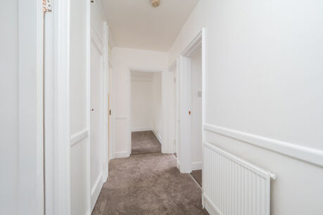 2 bedroom  flat to rent, Available unfurnished now