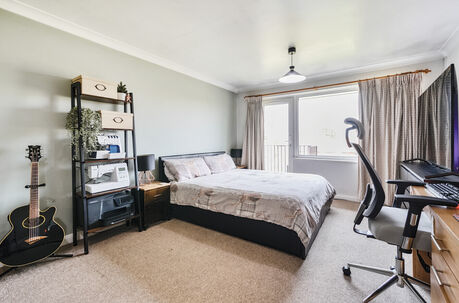 1 bedroom  flat for sale