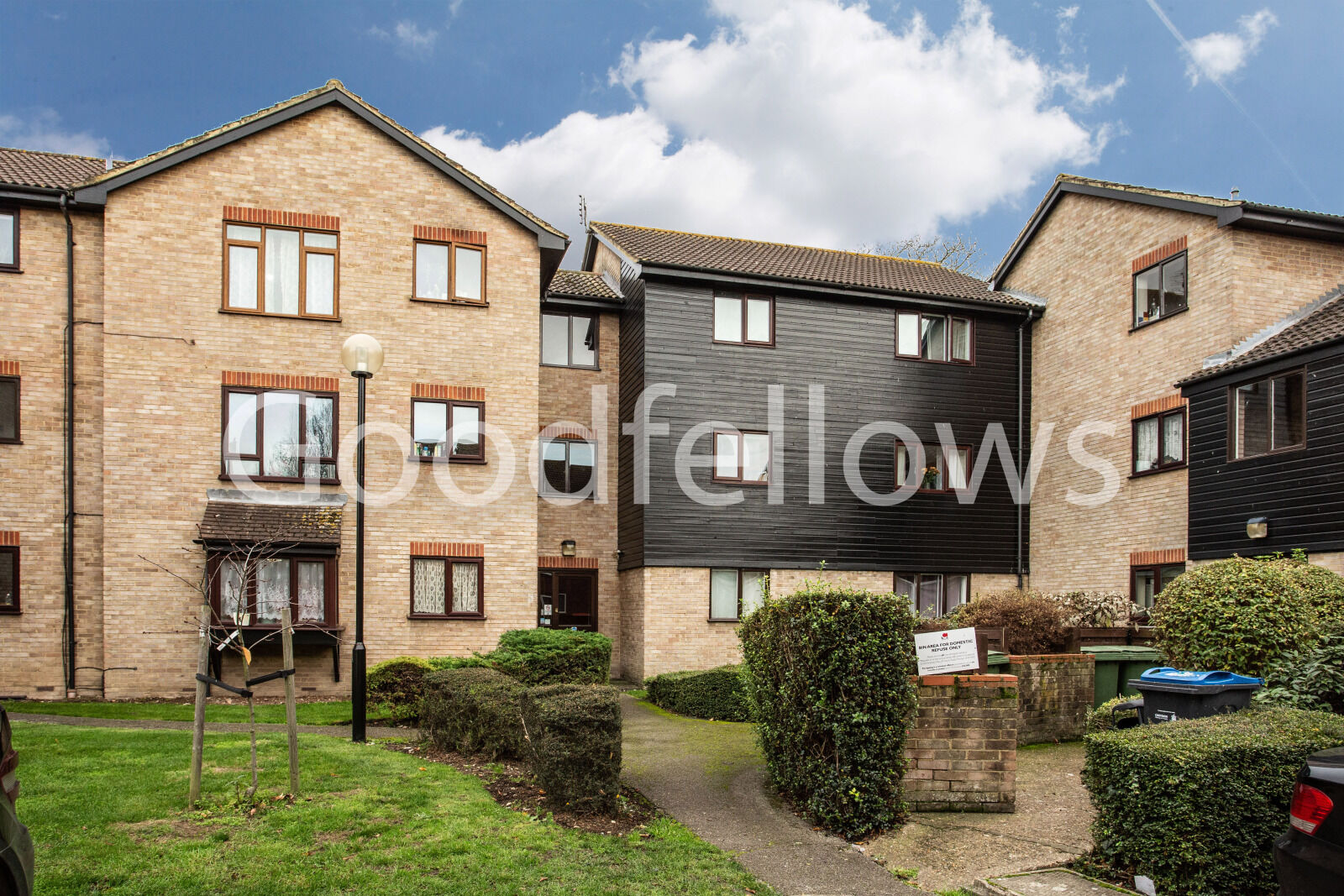 2 bedroom  flat for sale Firs Close, Mitcham, CR4, main image