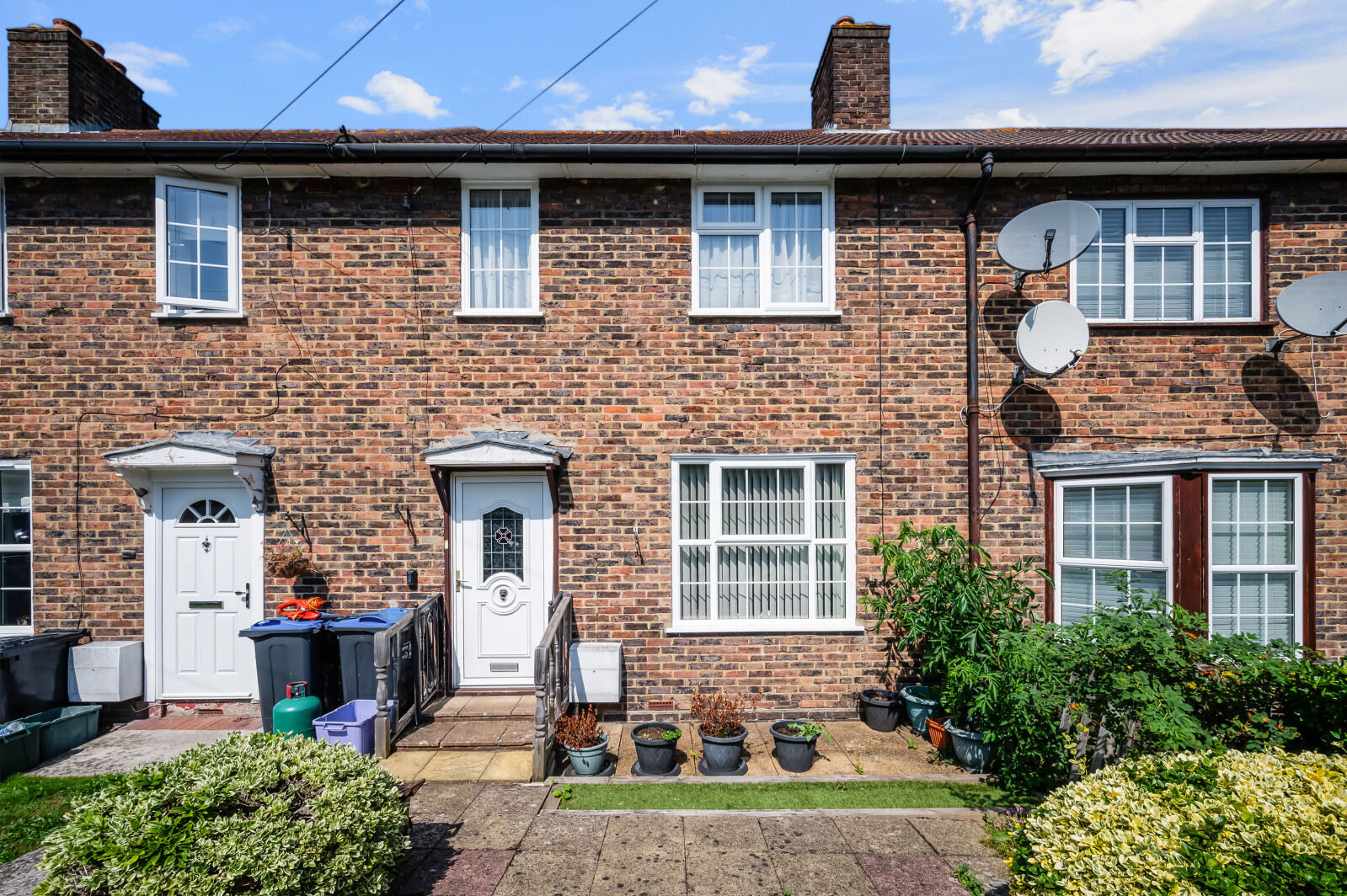 3 bedroom mid terraced house for sale Montacute Road, Morden, SM4, main image