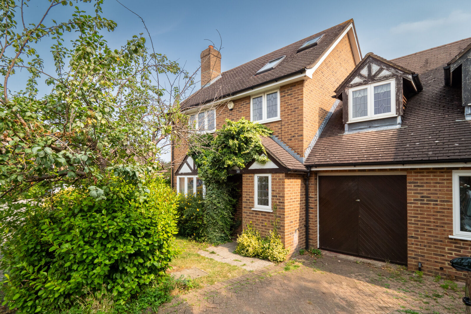 4 bedroom link detached house to rent, Available unfurnished from 31/08/2026 Bluegates, Epsom, KT17, main image