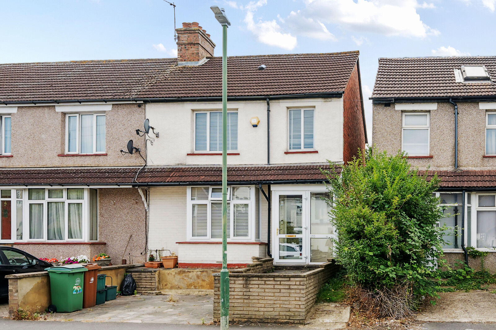 3 bedroom end terraced house for sale Gander Green Lane, Sutton, SM1, main image