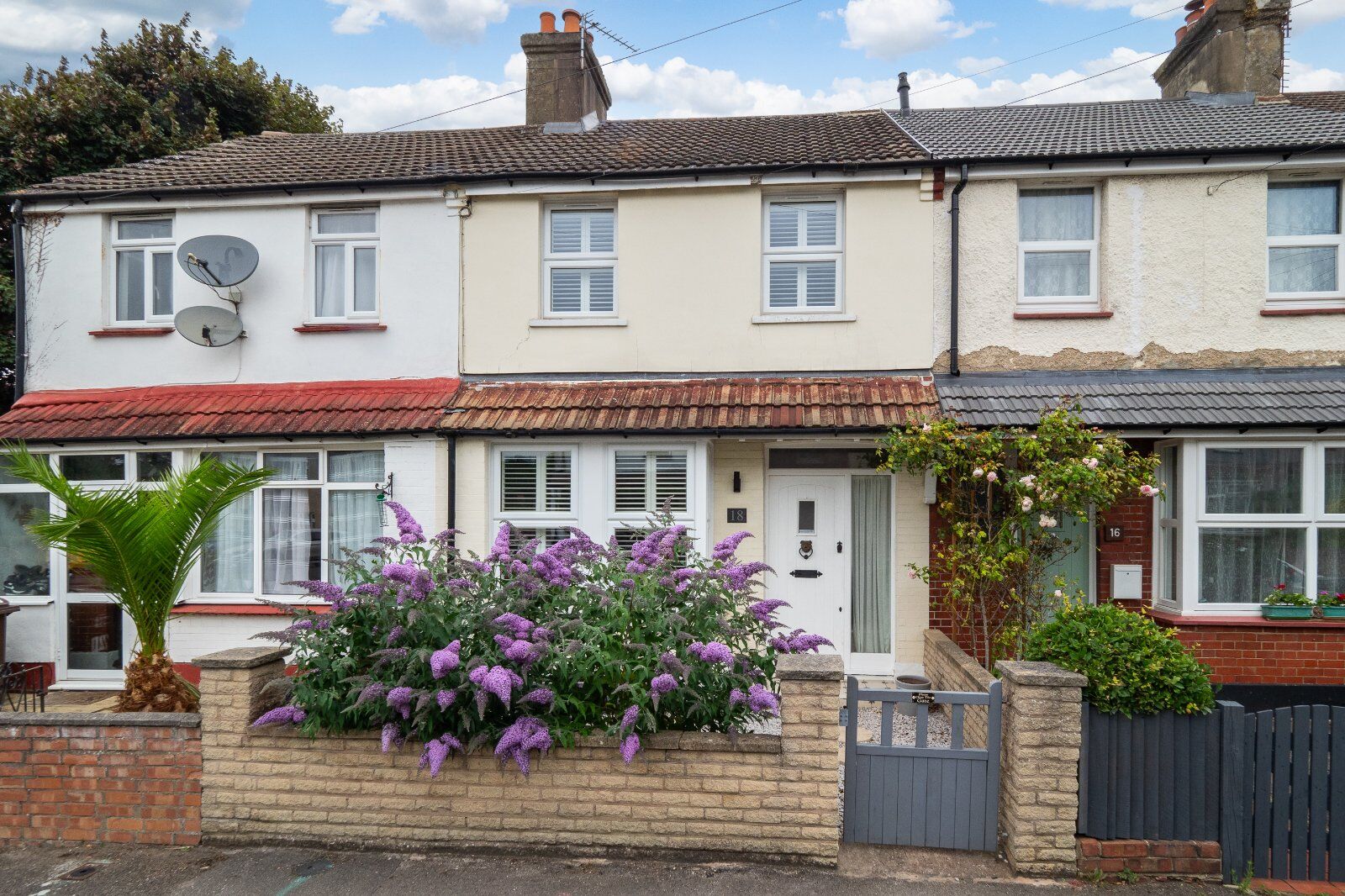 2 bedroom mid terraced house for sale Cranfield Road West, Carshalton, SM5, main image