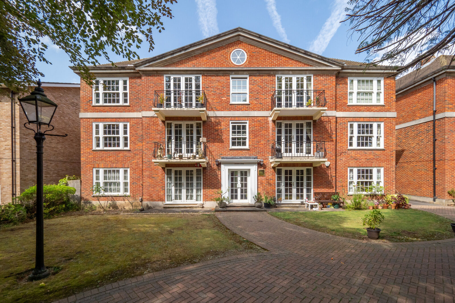 2 bedroom  flat for sale Christchurch Park, Sutton, SM2, main image