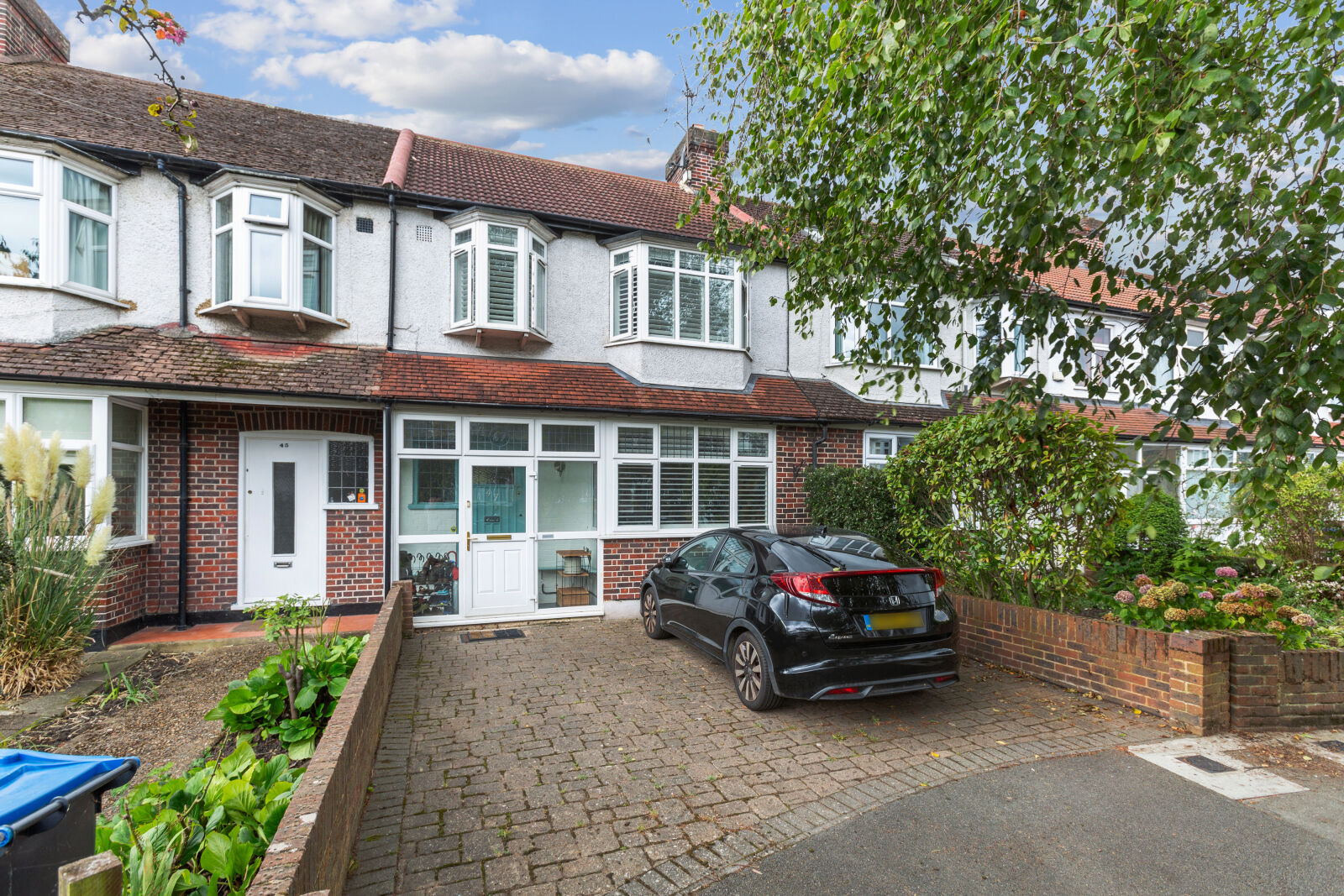 3 bedroom mid terraced house for sale Buckleigh Avenue, SW20, main image