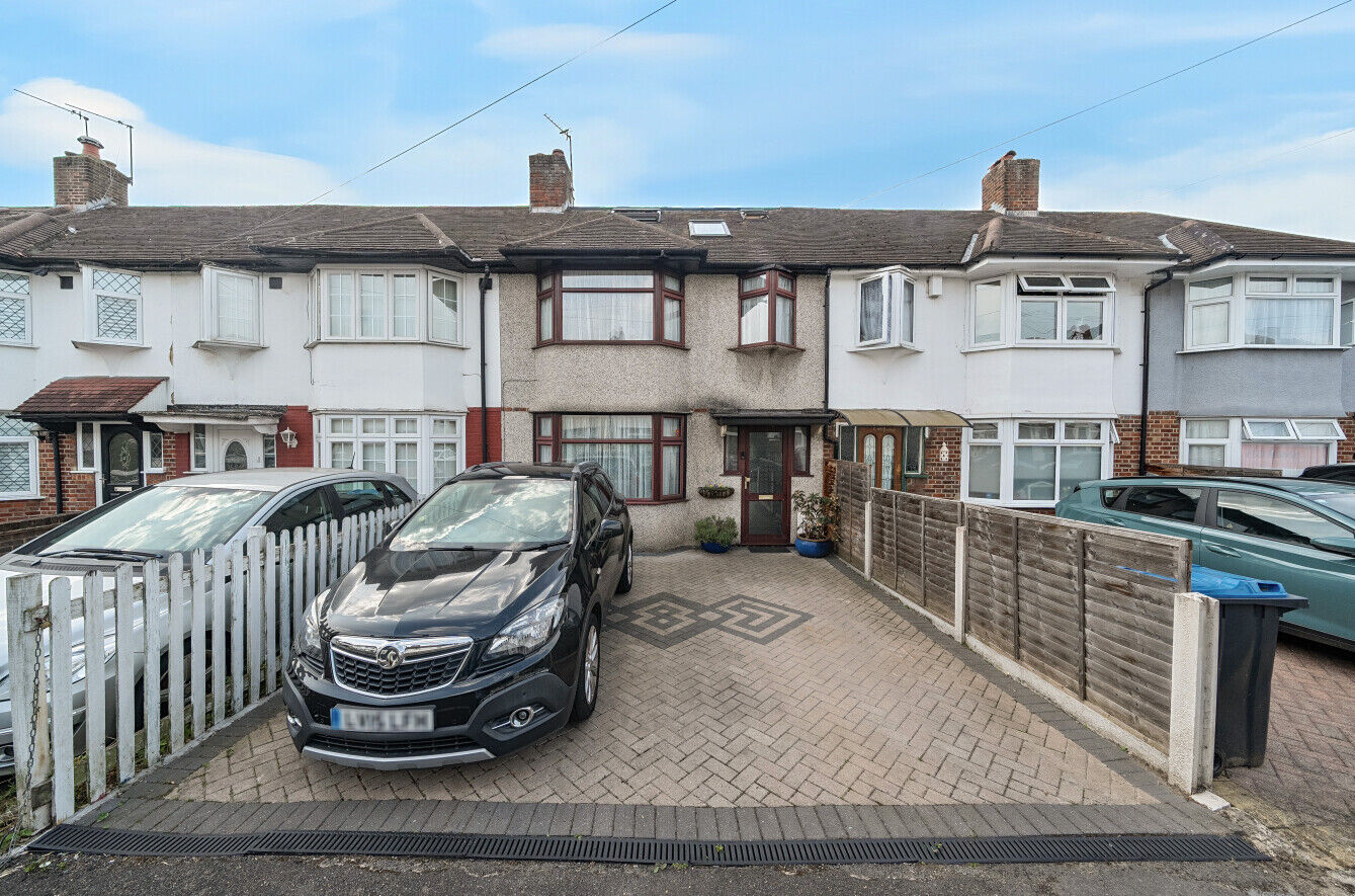 4 bedroom mid terraced house for sale Worcester Close, Mitcham, CR4, main image