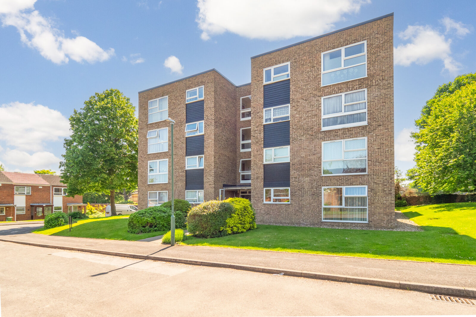 1 bedroom  flat for sale Audley Place, Sutton, SM2, main image