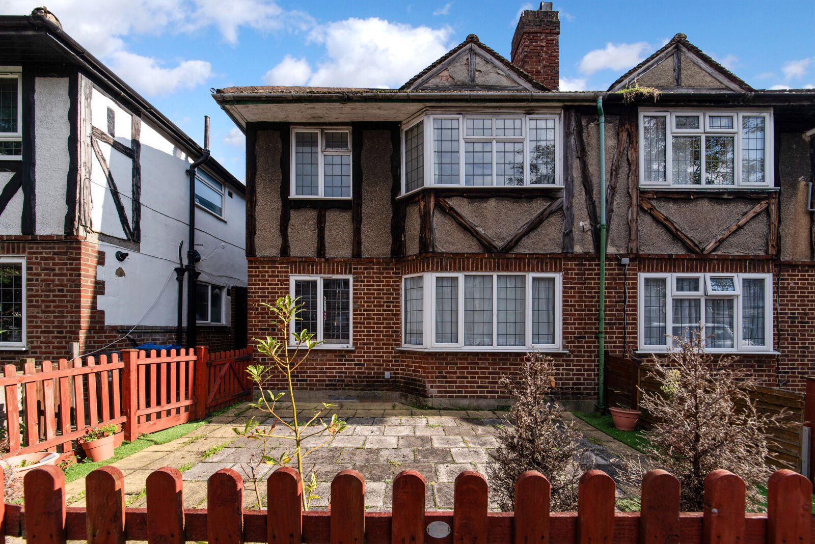 2 bedroom  flat for sale York Close, Morden, SM4, main image