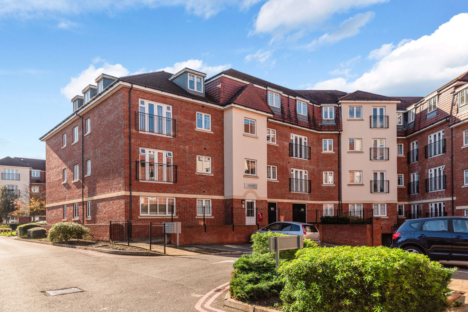 1 bedroom  flat for sale Schoolgate Drive, Morden, SM4, main image