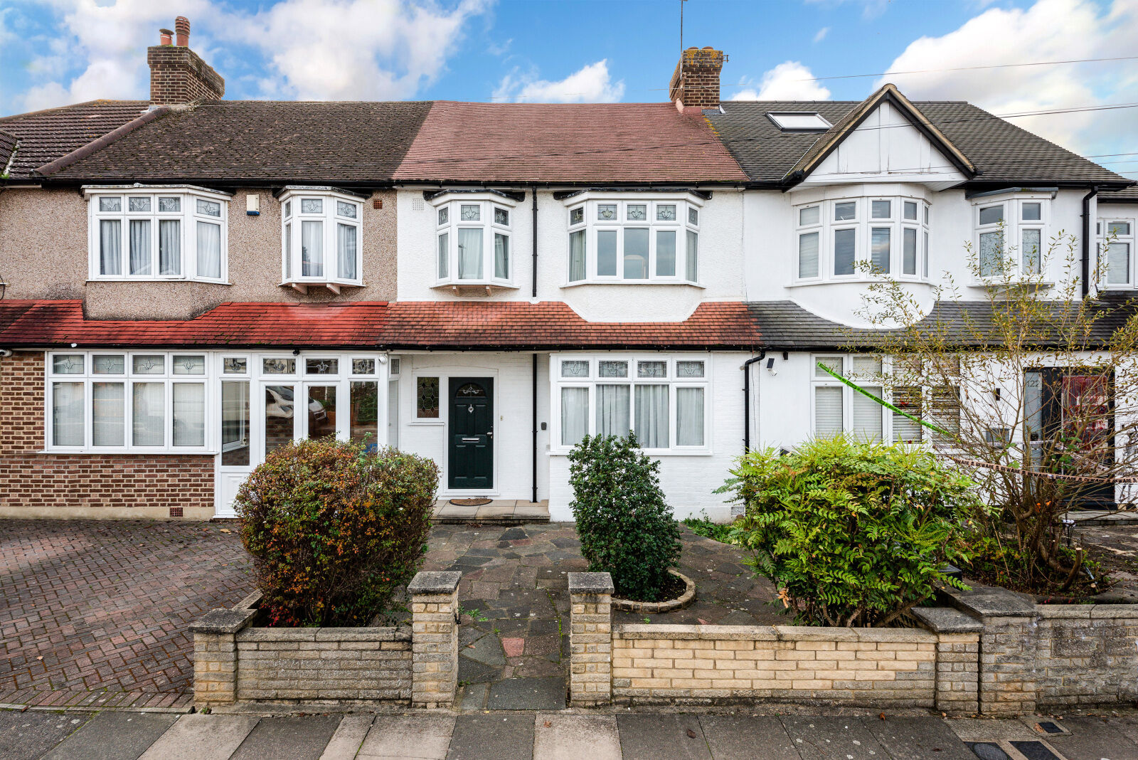 3 bedroom mid terraced house for sale Monkleigh Road, Morden, SM4, main image