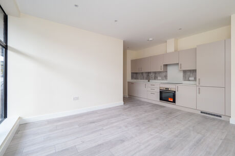 2 bedroom  flat to rent, Available unfurnished now