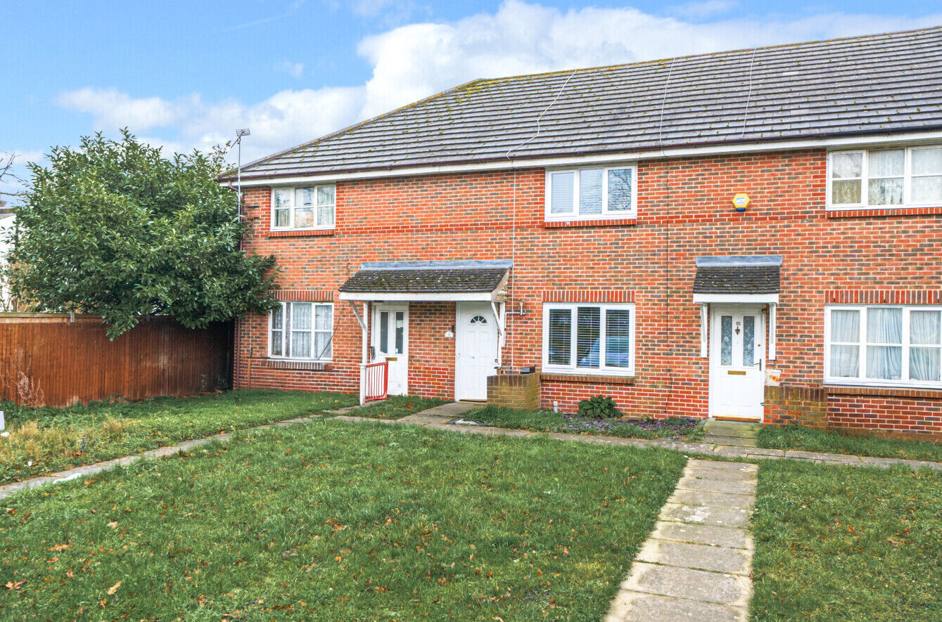 3 bedroom mid terraced house for sale Kennedy Close, Mitcham, CR4, main image