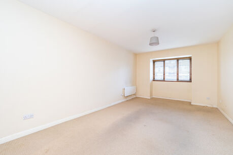 1 bedroom  flat for sale