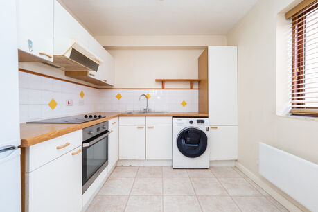 1 bedroom  flat for sale