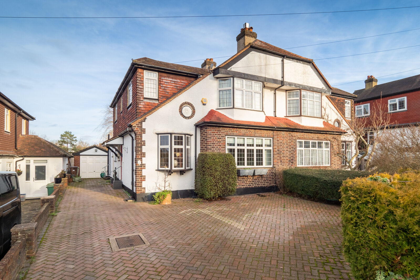 4 bedroom semi detached house for sale Oaks Avenue, Worcester Park, KT4, main image