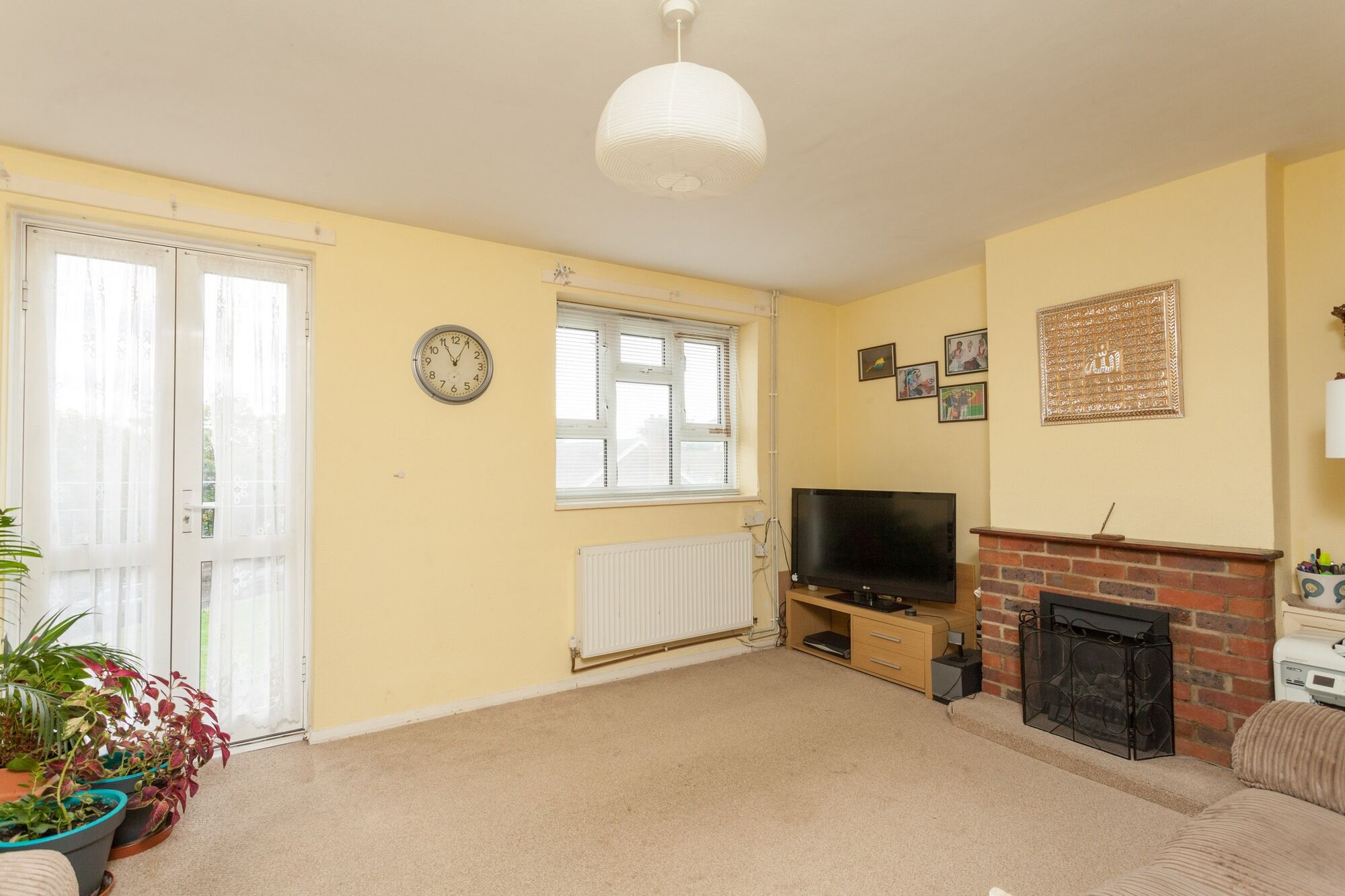 2 bedroom  flat to rent, Available from 23/08/2026 Laburnum Road, Mitcham, CR4, main image