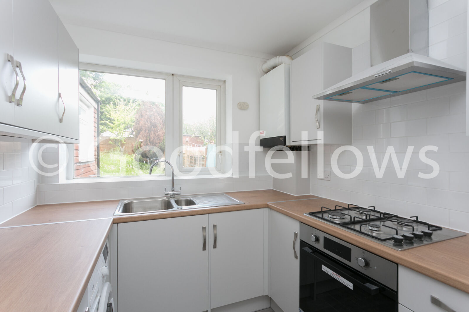 2 bedroom semi detached property to rent, Available unfurnished from 12/07/2025 Thornton Road, Carshalton, SM5, main image
