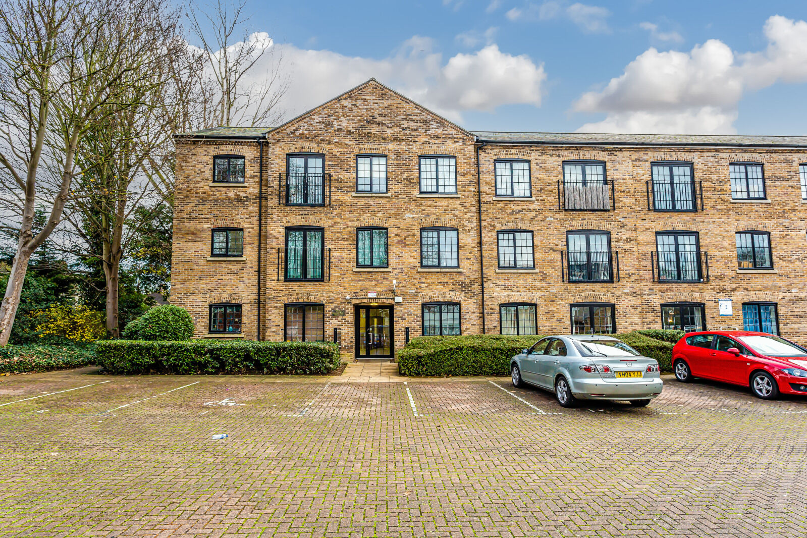 2 bedroom  flat for sale Crown Mill, London Road, CR4, main image
