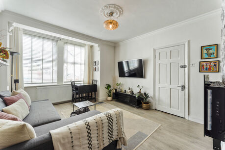 1 bedroom  flat for sale